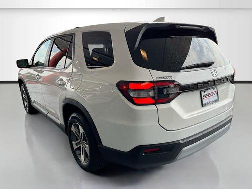 2023 Honda Pilot AWD EX-L 7 Passenger