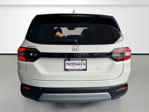 2023 Honda Pilot AWD EX-L 7 Passenger