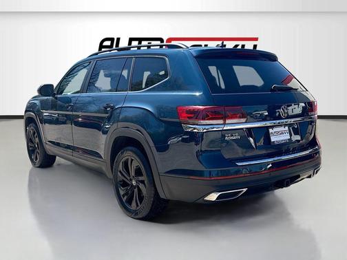 Blue Metallic 2023 Volkswagen Atlas 3.6L SE w/Technology
