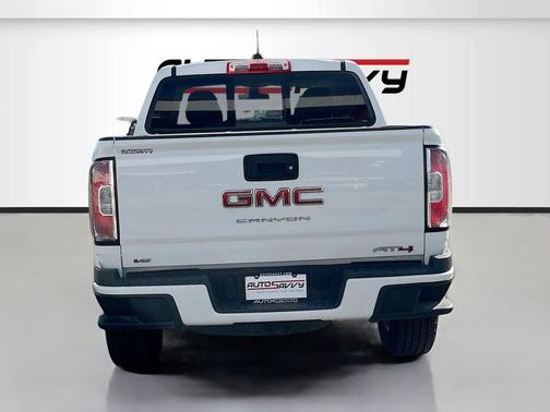 2022 GMC Canyon AT4