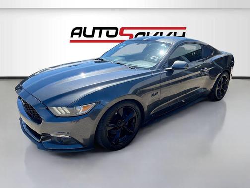 2016 Ford Mustang V6