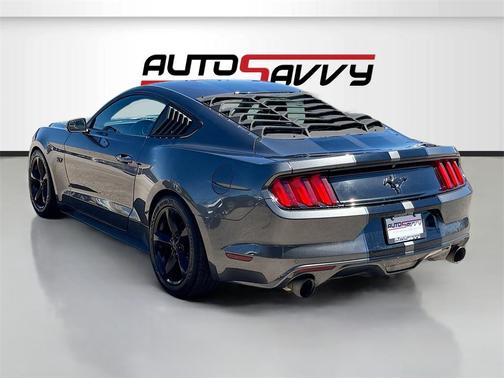 2016 Ford Mustang V6