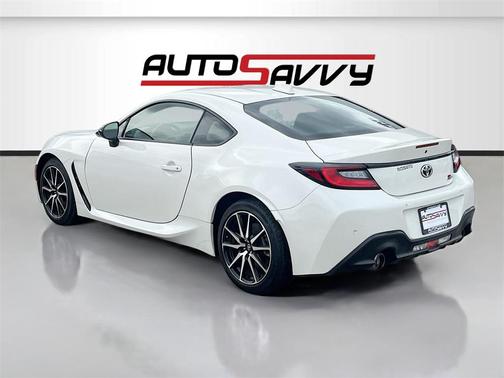 2024 Toyota GR86 Base