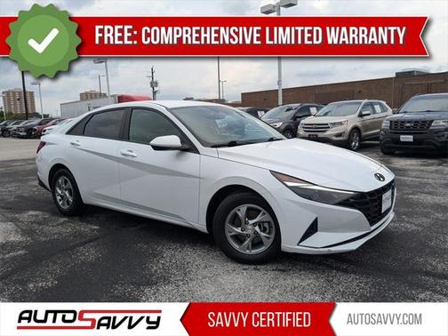 2022 Hyundai ELANTRA SE