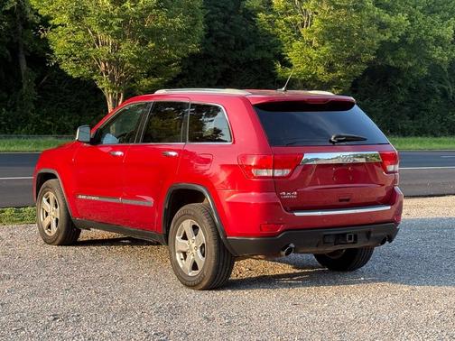 Red 2011 Jeep Grand Cherokee Limited