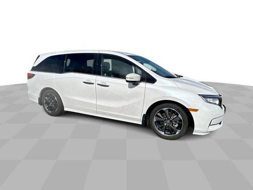 Platinum White Pearl 2024 Honda Odyssey Elite