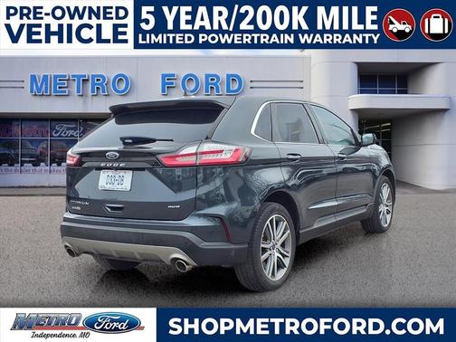 2022 Ford Edge Titanium