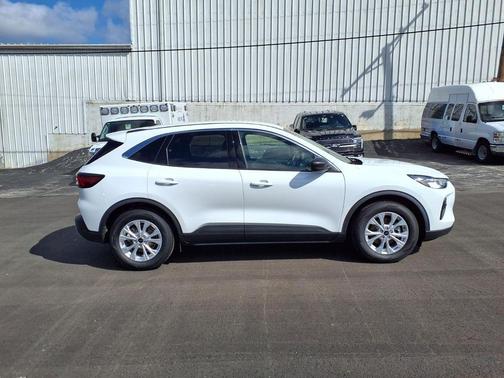 Oxford White 2024 Ford Escape Active