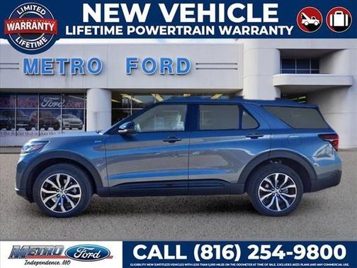 Carbonized Gray Metallic 2026 Ford Explorer ST-Line