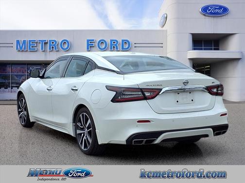 2021 Nissan Maxima SV