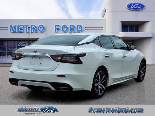 2021 Nissan Maxima SV