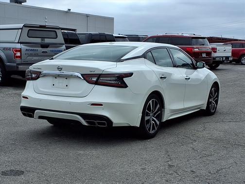 2021 Nissan Maxima SV