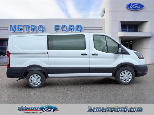 2025 Ford Transit-150 BASE