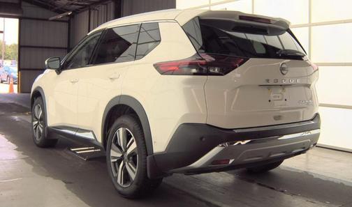 White 2022 Nissan Rogue Platinum