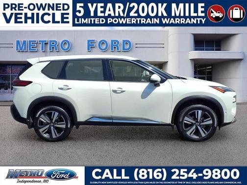 White 2022 Nissan Rogue Platinum