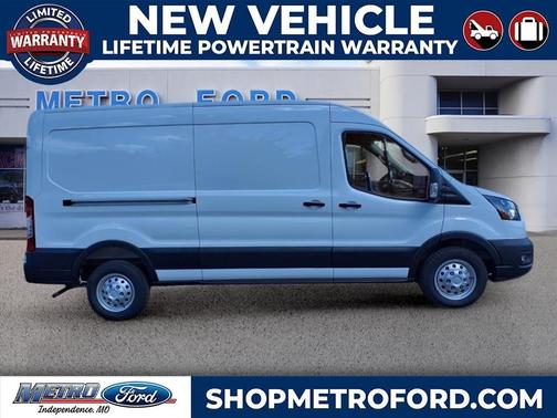 2025 Ford Transit-250 148 WB Medium Roof Cargo
