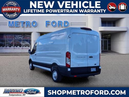 2025 Ford Transit-250 148 WB Medium Roof Cargo