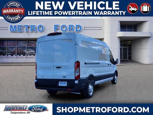 2025 Ford Transit-250 148 WB Medium Roof Cargo