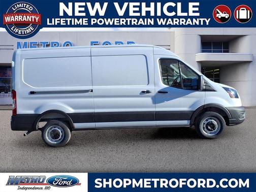 2026 Ford Transit-250 148 WB Medium Roof Cargo