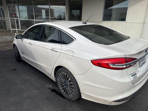 2017 Ford Fusion Energi SE Luxury