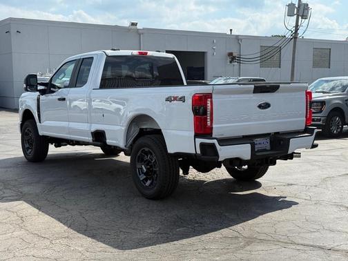 2025 Ford F-350 XL