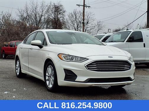 2020 Ford Fusion SE