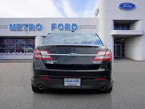 2018 Ford Taurus Limited
