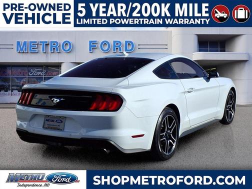 2022 Ford Mustang EcoBoost