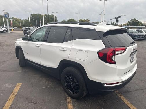 2022 GMC Terrain AT4