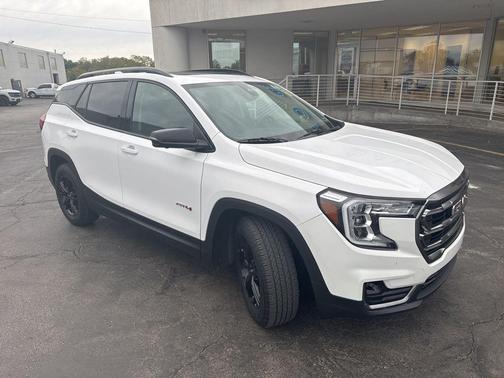 2022 GMC Terrain AT4