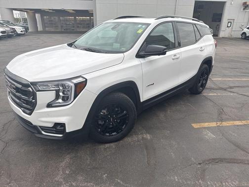 2022 GMC Terrain AT4