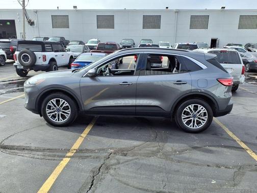 Carbonized Gray Metallic 2022 Ford Escape SEL