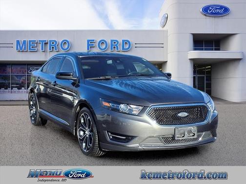 2016 Ford Taurus SHO