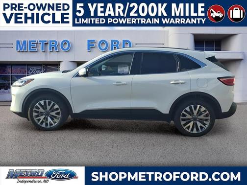 2022 Ford Escape Titanium