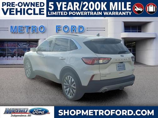 2022 Ford Escape Titanium