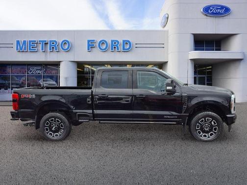 Agate Black Metallic 2026 Ford F-350 Platinum