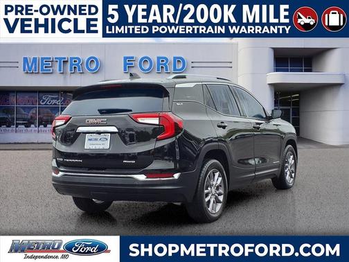 2023 GMC Terrain SLT