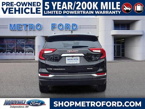 2023 GMC Terrain SLT