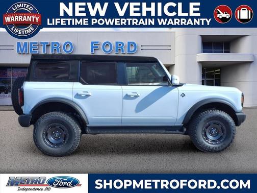 2025 Ford Bronco Outer Banks
