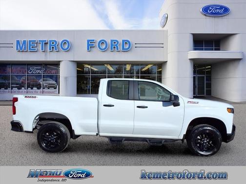 2020 Chevrolet Silverado 1500 Custom Trail Boss