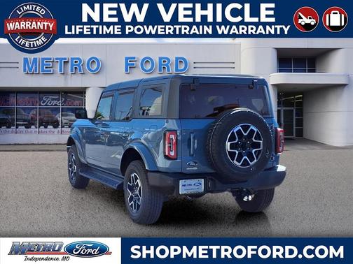 2025 Ford Bronco Outer Banks
