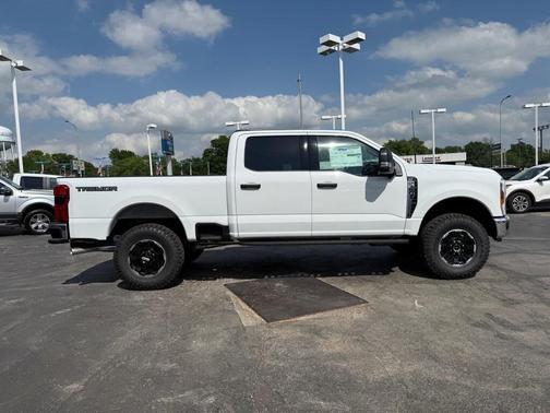 2025 Ford F-350 XLT