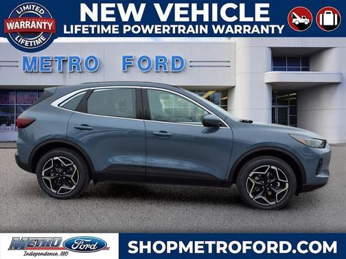 2026 Ford Escape Platinum