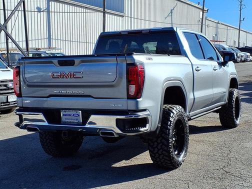 2024 GMC Sierra 1500 SLE