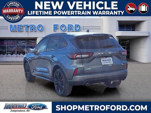 2026 Ford Escape ST-Line Elite
