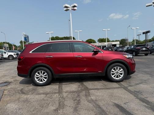 2019 Kia Sorento LX