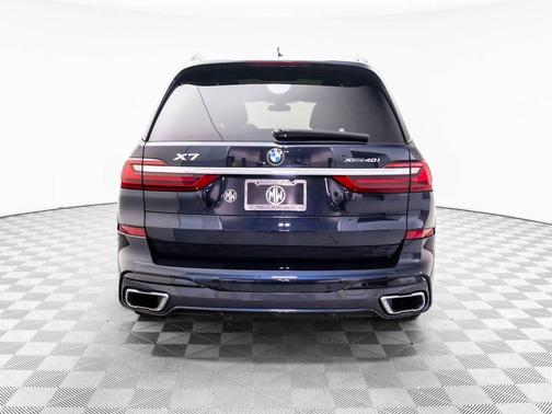 2022 BMW X7 xDrive40i