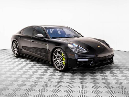 2019 Porsche Panamera Turbo S Executive