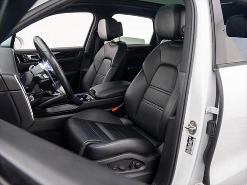 2022 Porsche Cayenne