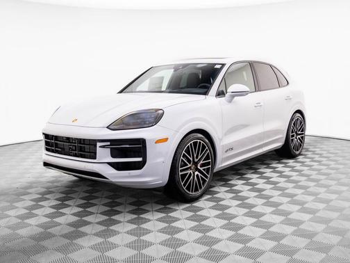 2026 Porsche Cayenne GTS